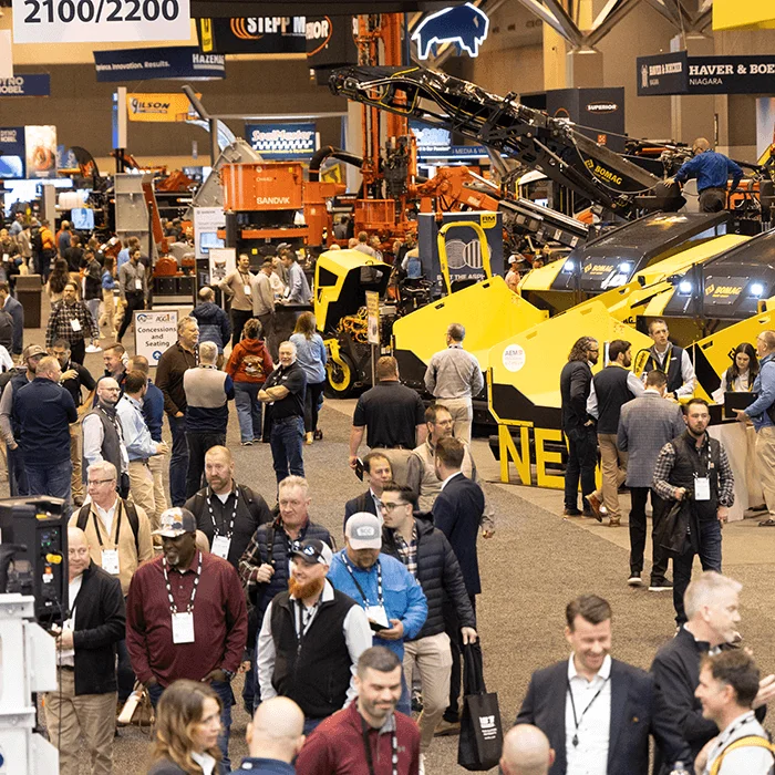 World of Asphalt show floor isle big crowd